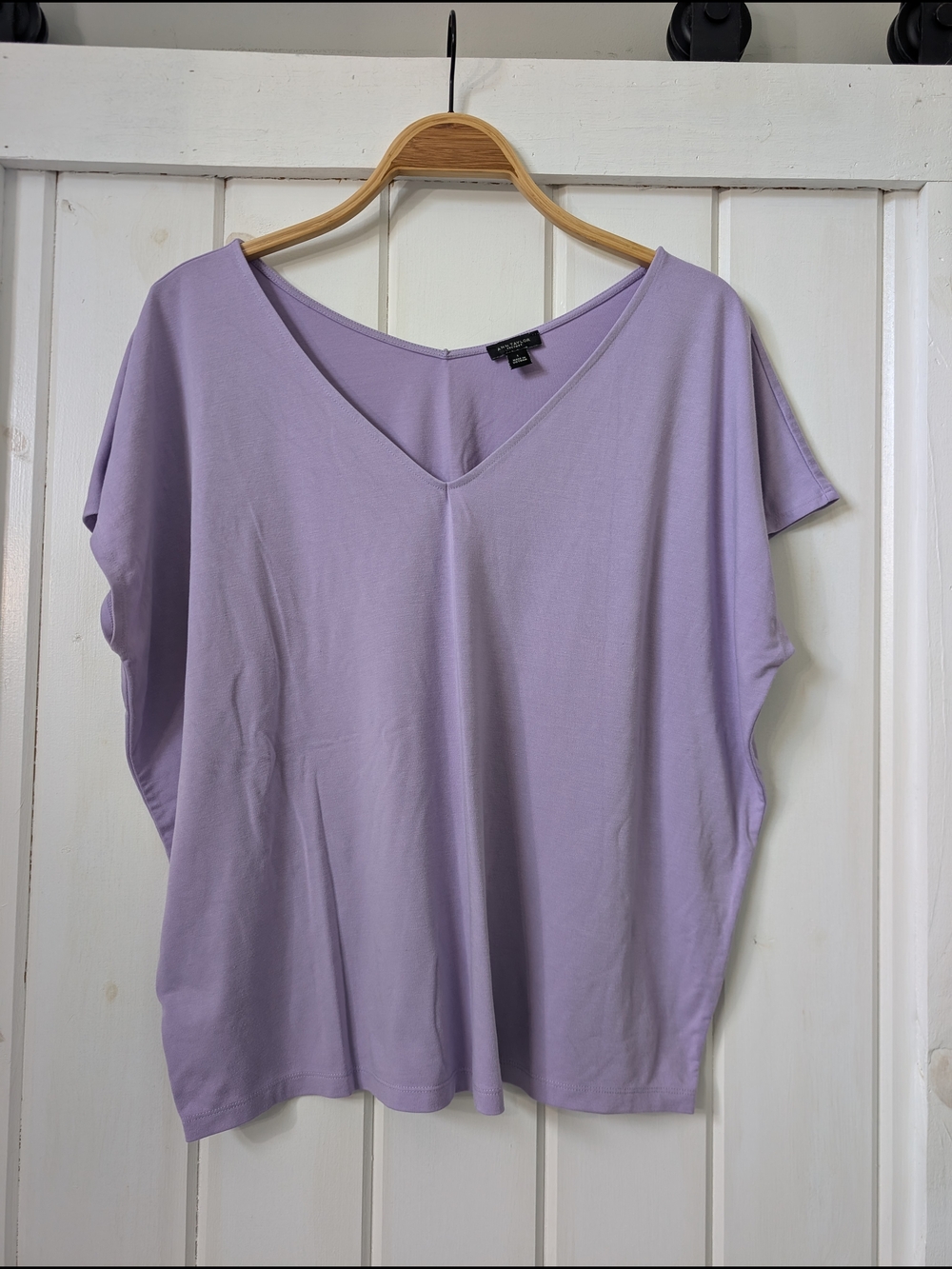 Ann Taylor Factory Lavender V-Neck Dolman Sleeve Tee